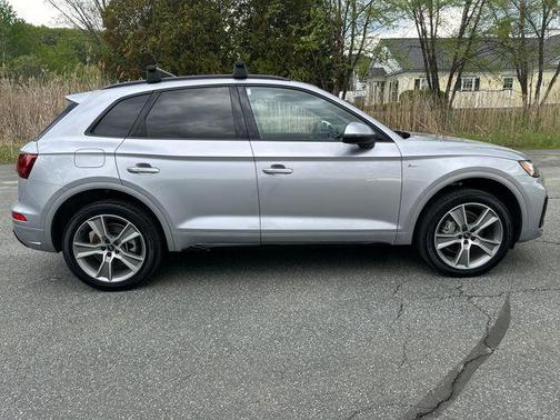 Florett Silver Metallic 2025 Audi Q5 45 S line quattro Premium