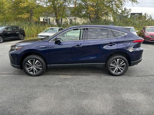 2021 Toyota Venza LE