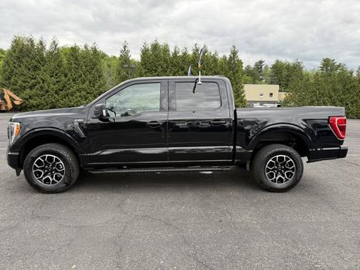 AGATE BLACK METALLIC 2022 Ford F-150 LARIAT