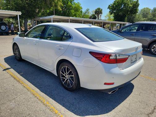 2016 Lexus ES 350 Base