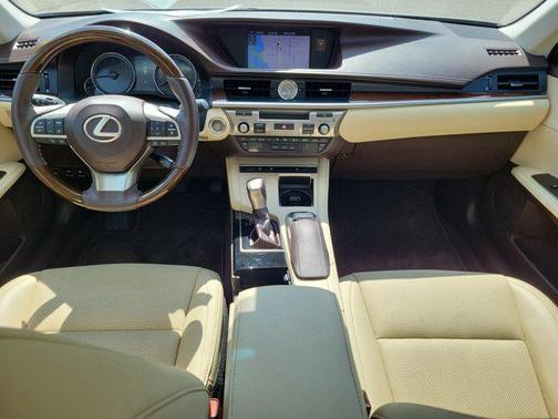 2018 Lexus ES 350 Base