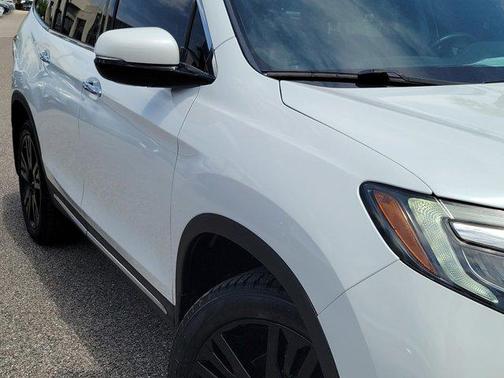 2020 Honda Pilot Touring 8-Passenger