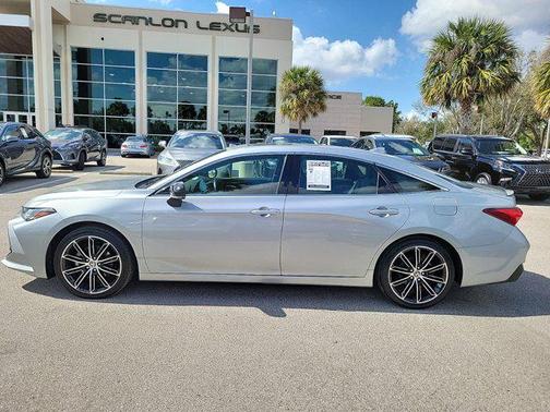 2021 Toyota Avalon Touring