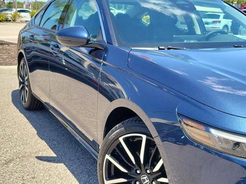 2025 Honda Accord Hybrid Touring