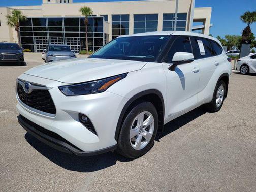 2023 Toyota Highlander Hybrid LE