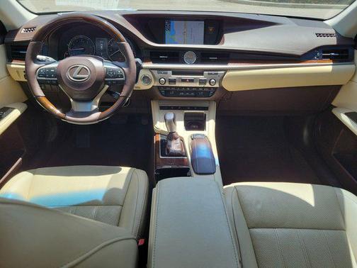 2017 Lexus ES 350 Base