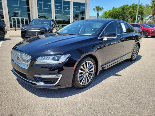2017 Lincoln MKZ Premiere