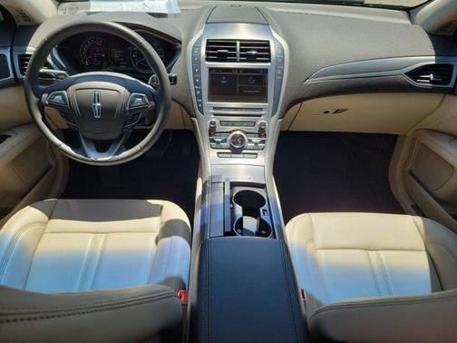 2017 Lincoln MKZ Premiere