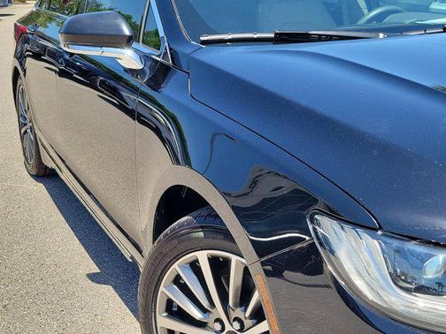 2017 Lincoln MKZ Premiere