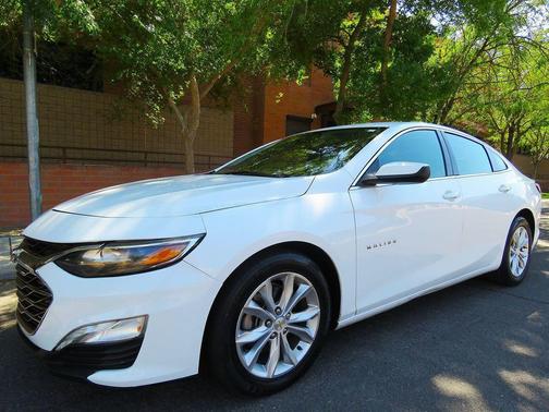 2021 Chevrolet Malibu FWD LT