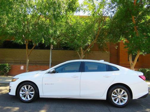 2021 Chevrolet Malibu FWD LT