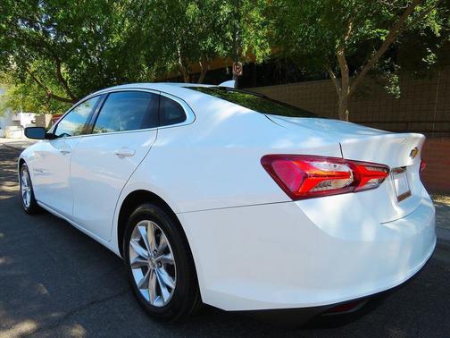 2021 Chevrolet Malibu FWD LT