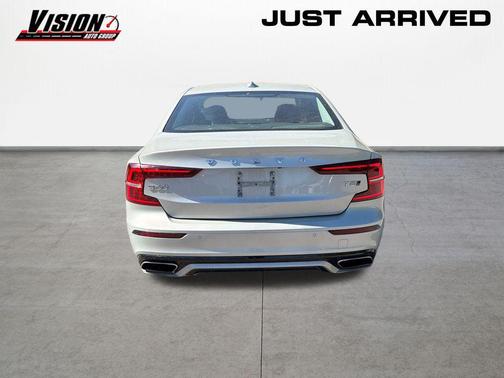 Birch 2021 Volvo S60 T5 Momentum
