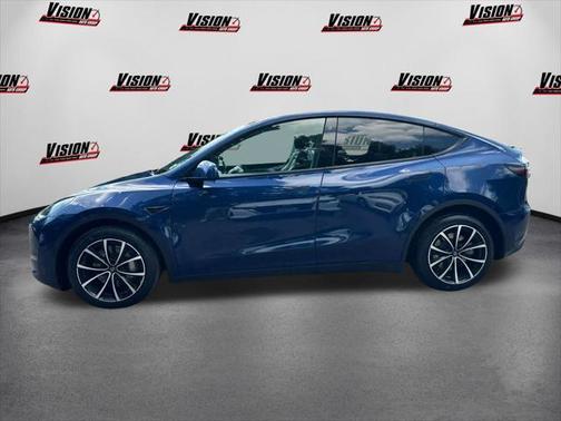 2022 Tesla Model Y Long Range Dual Motor All-Wheel Drive