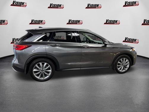 2022 INFINITI QX50 ESSENTIAL AWD