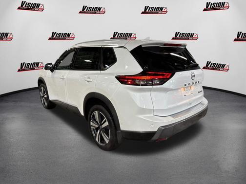 2024 Nissan Rogue SL