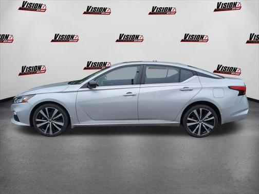 2020 Nissan Altima SR Intelligent AWD