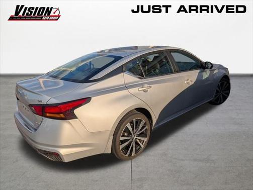 2020 Nissan Altima SR Intelligent AWD