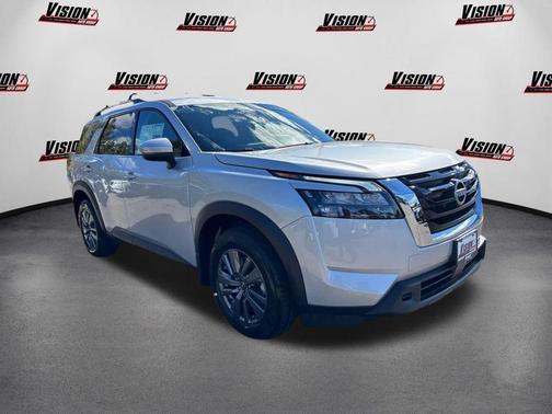 2025 Nissan Pathfinder SV 4WD