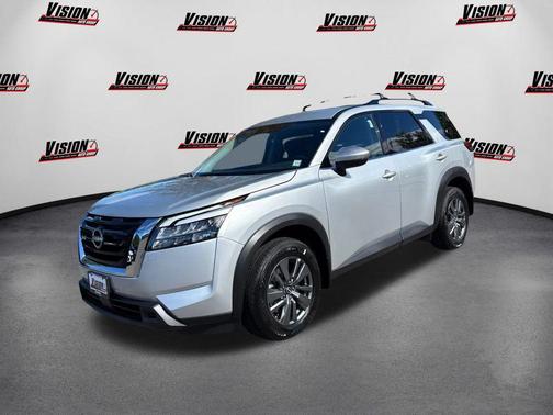 2025 Nissan Pathfinder SV 4WD