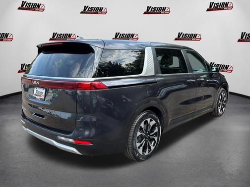 2022 Kia Carnival EX