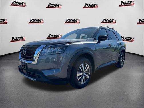 2023 Nissan Pathfinder SL 4WD