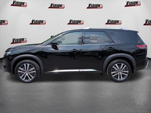 2022 Nissan Pathfinder Platinum 4WD