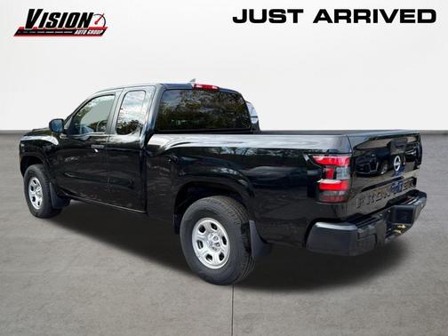 2023 Nissan Frontier S