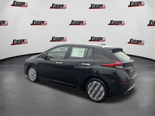 2024 Nissan Leaf SV PLUS
