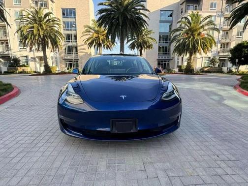 2023 Tesla Model 3 Standard Range
