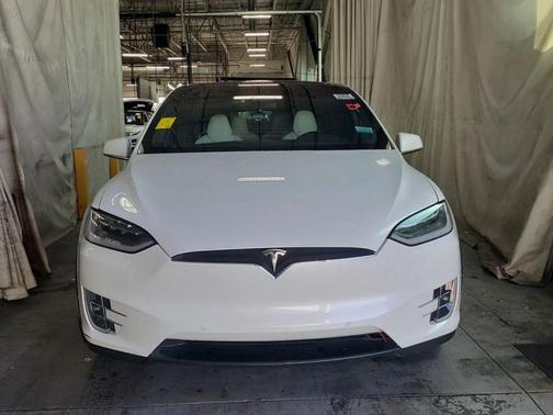 2018 Tesla Model X 75D
