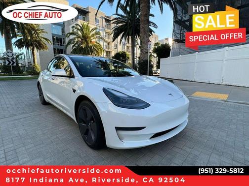Pearl White Multi-Coat 2023 Tesla Model 3 Standard Range