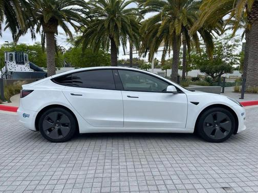 2023 Tesla Model 3 Standard Range