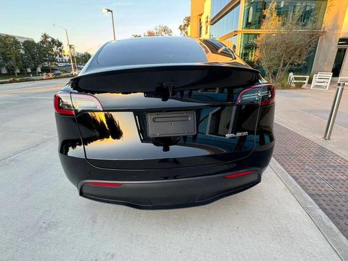 Solid Black 2023 Tesla Model Y Performance Dual Motor All-Wheel Drive