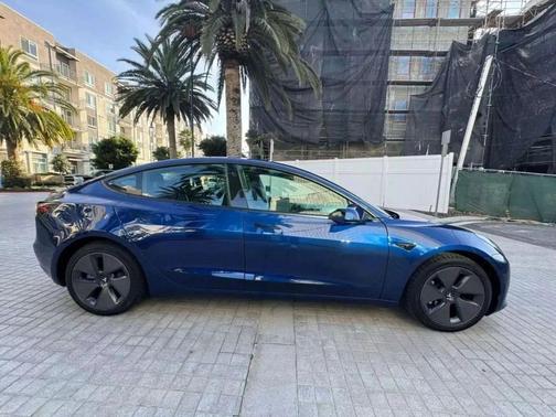2023 Tesla Model 3 Standard Range