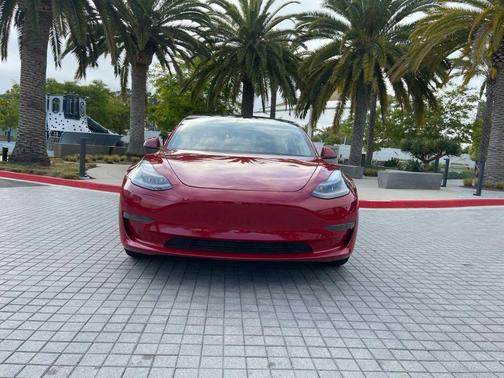 2022 Tesla Model 3 Standard Range