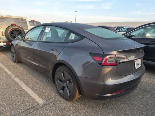 2023 Tesla Model 3 Standard Range