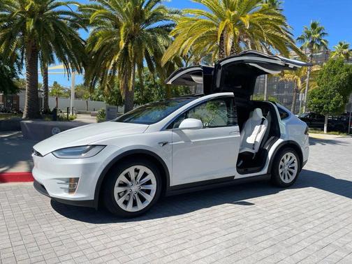 2017 Tesla Model X 75D