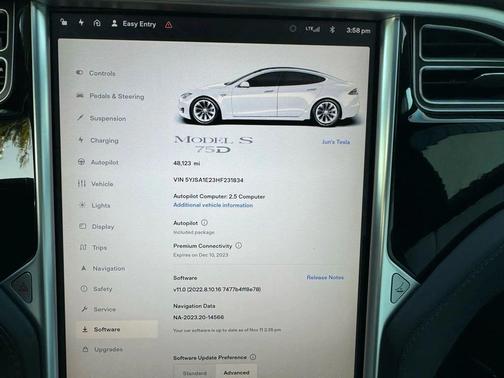 Pearl White Multi-Coat 2017 Tesla Model S 75D