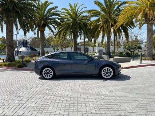 2023 Tesla Model 3 Standard Range
