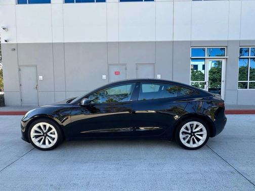 2023 Tesla Model 3 Standard Range