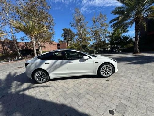2023 Tesla Model 3 Standard Range
