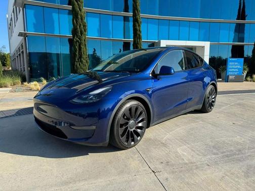 2023 Tesla Model Y Performance Dual Motor All-Wheel Drive