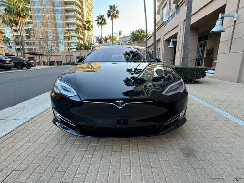 2018 Tesla Model S 75D