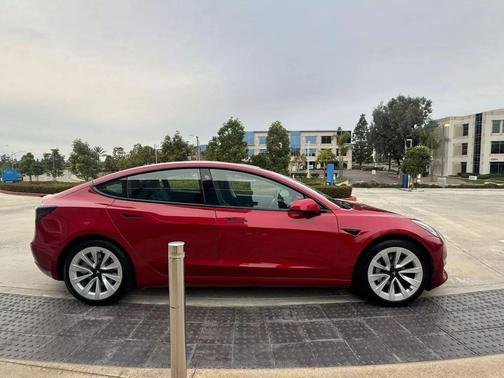 2023 Tesla Model 3 Standard Range