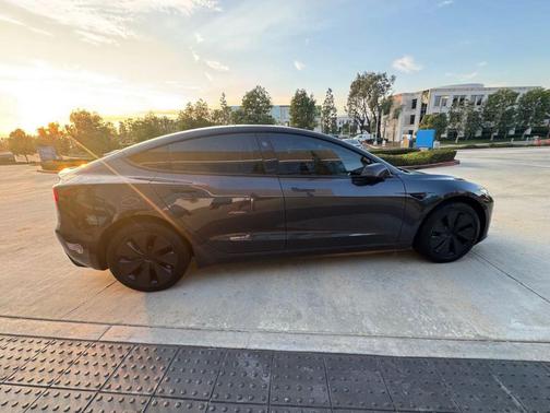 2024 Tesla Model 3 Long Range