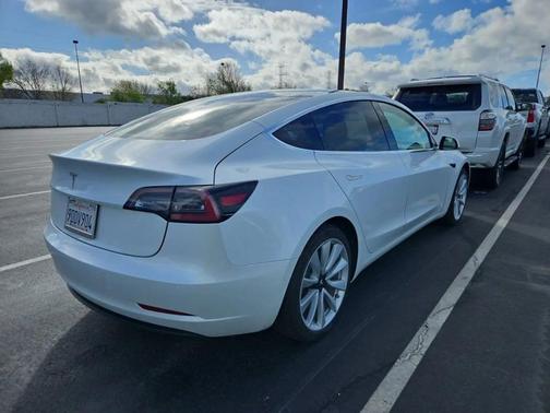 2020 Tesla Model 3 Standard Range