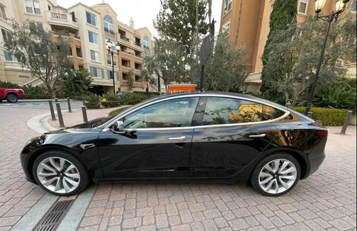 2018 Tesla Model 3 Long Range