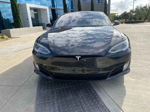 2018 Tesla Model S 100D