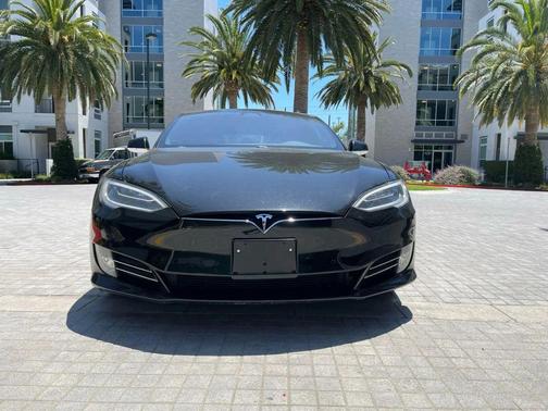 2018 Tesla Model S 75D